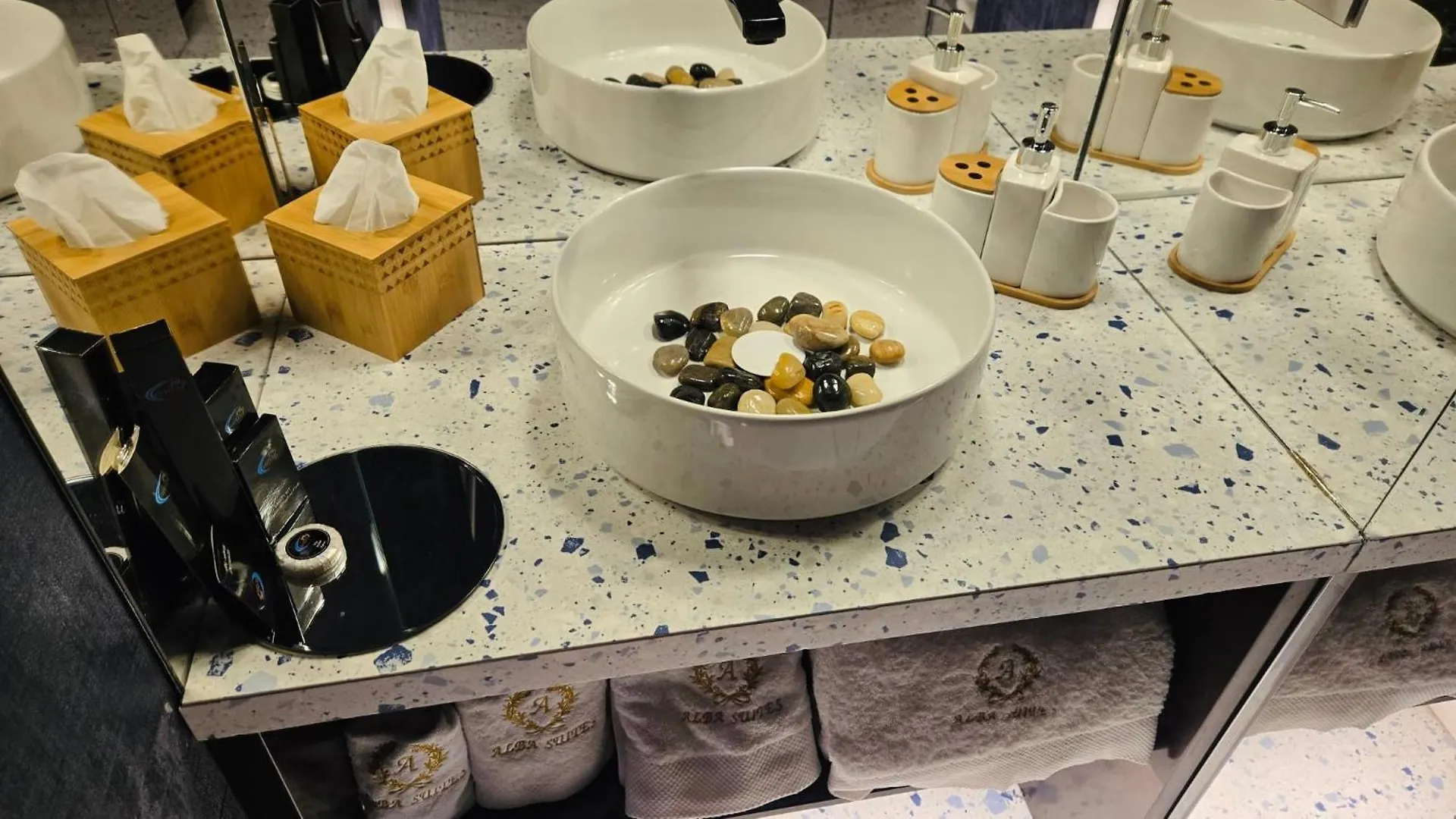 Alba Suites Vlorë 阿尔巴尼亚