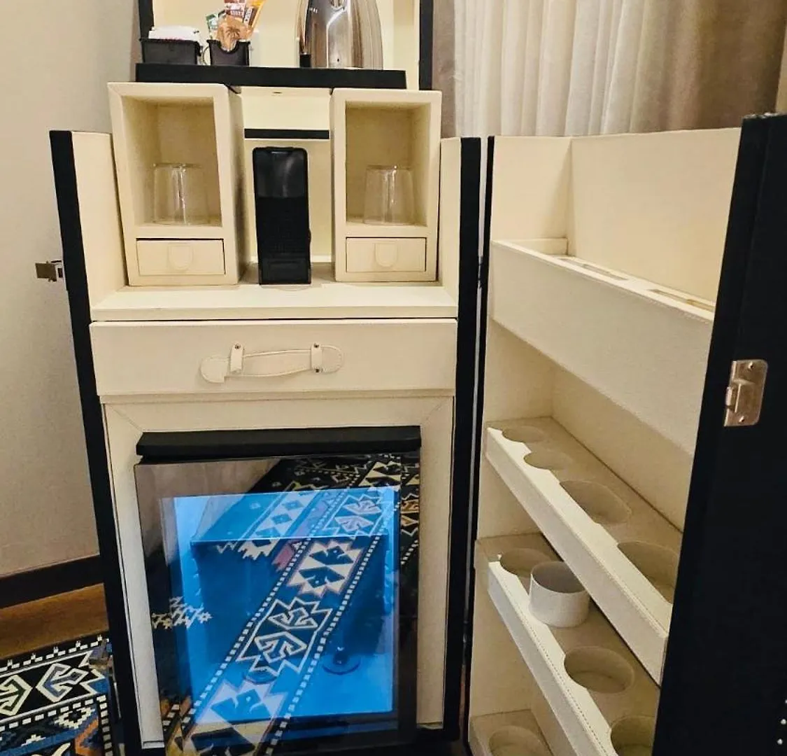 Alba Suites Vlorë 0*,