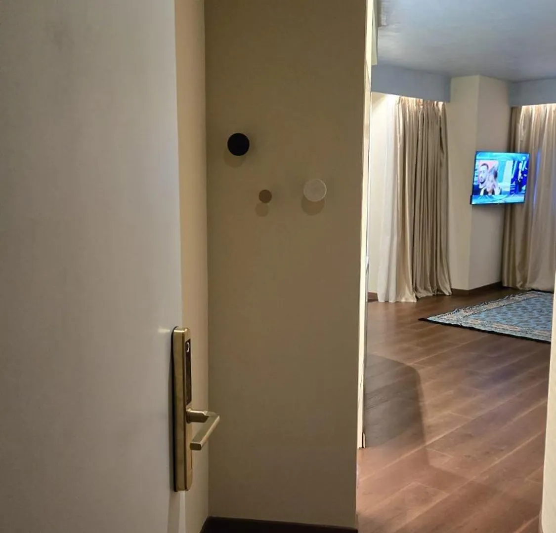Alba Suites Vlorë 公寓式酒店