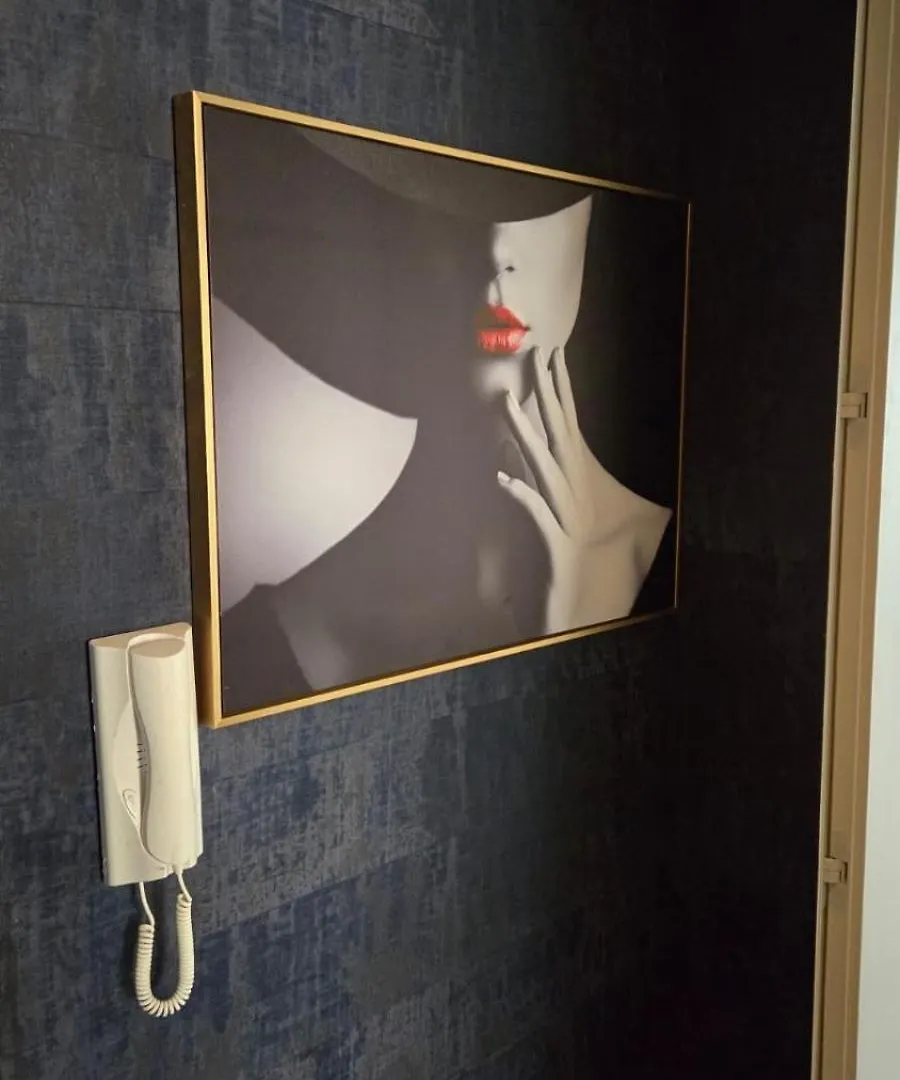 Alba Suites Vlorë 0*,