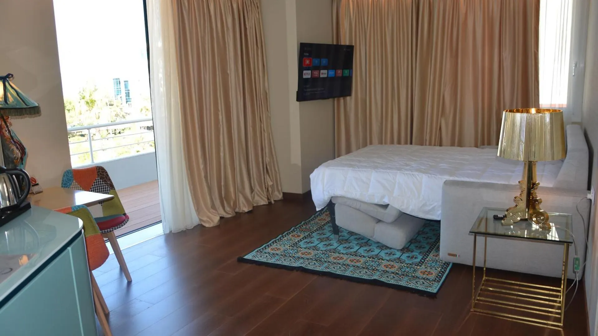 Alba Suites Vlorë 0*,  阿尔巴尼亚